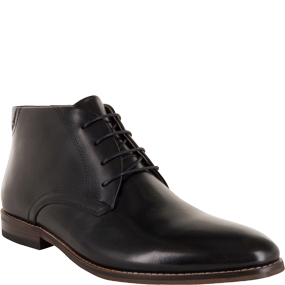 BALDWIN PLAIN TOE CHUKKA BOOT in Black for R1725.00